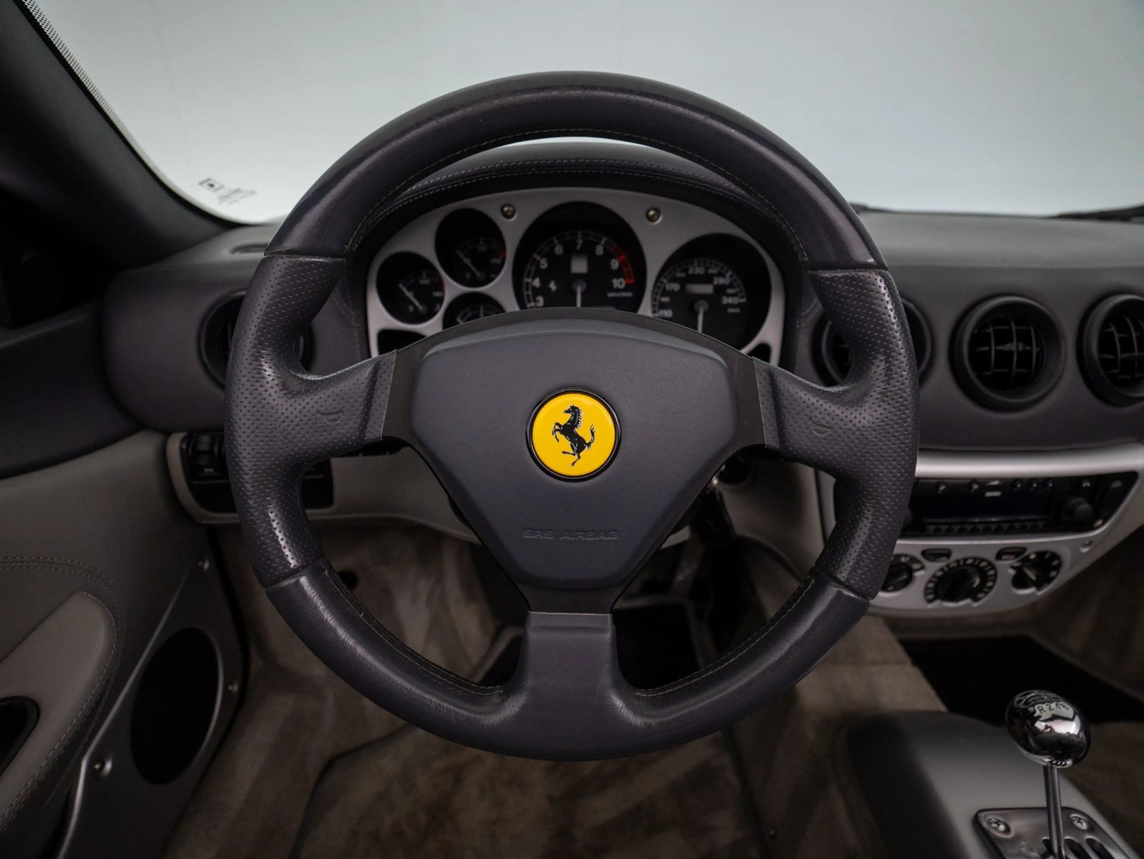 Ferrari 360 Spider — photo 10