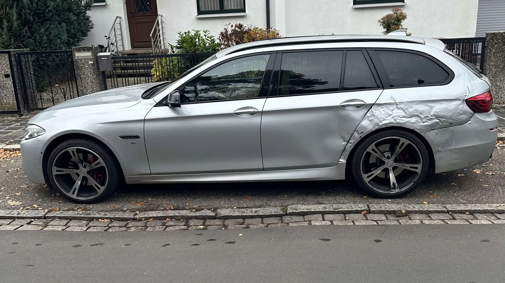 BMW 535 535d xDrive Touring Sport-Aut. - 1
