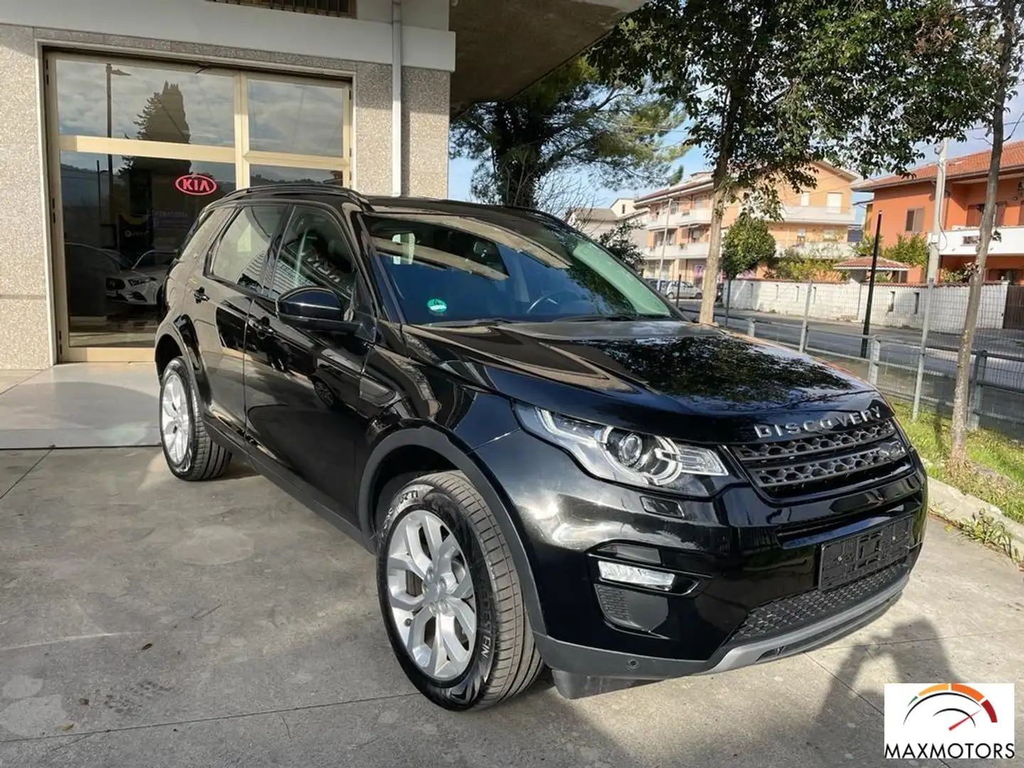 Land Rover Discovery Sport 2.2 TD4 SE 150CV Schwarz - 1