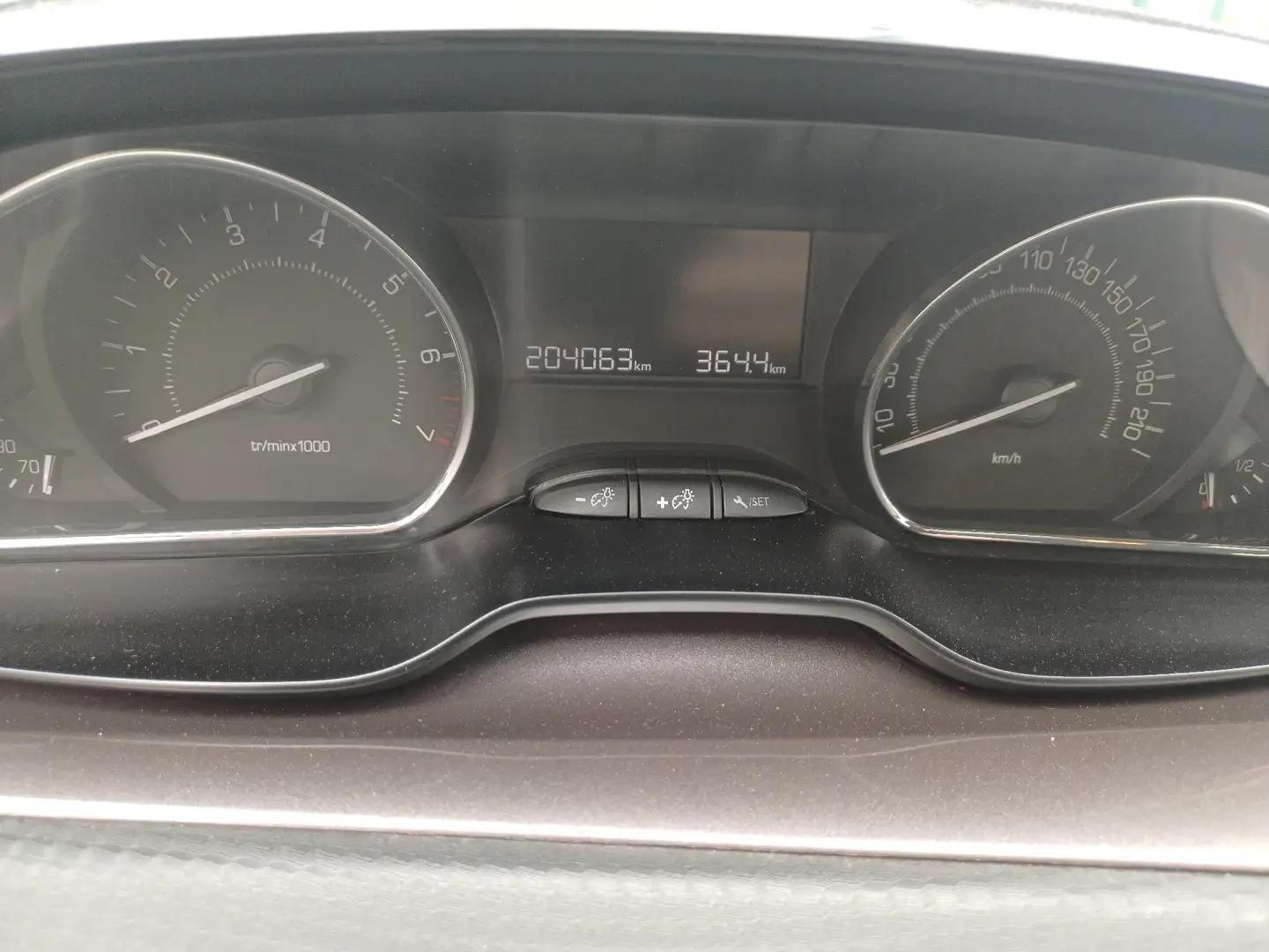 Alfa Romeo Giulia 2.2 t Business Sport Launch Edition 180cv auto Gris - 2