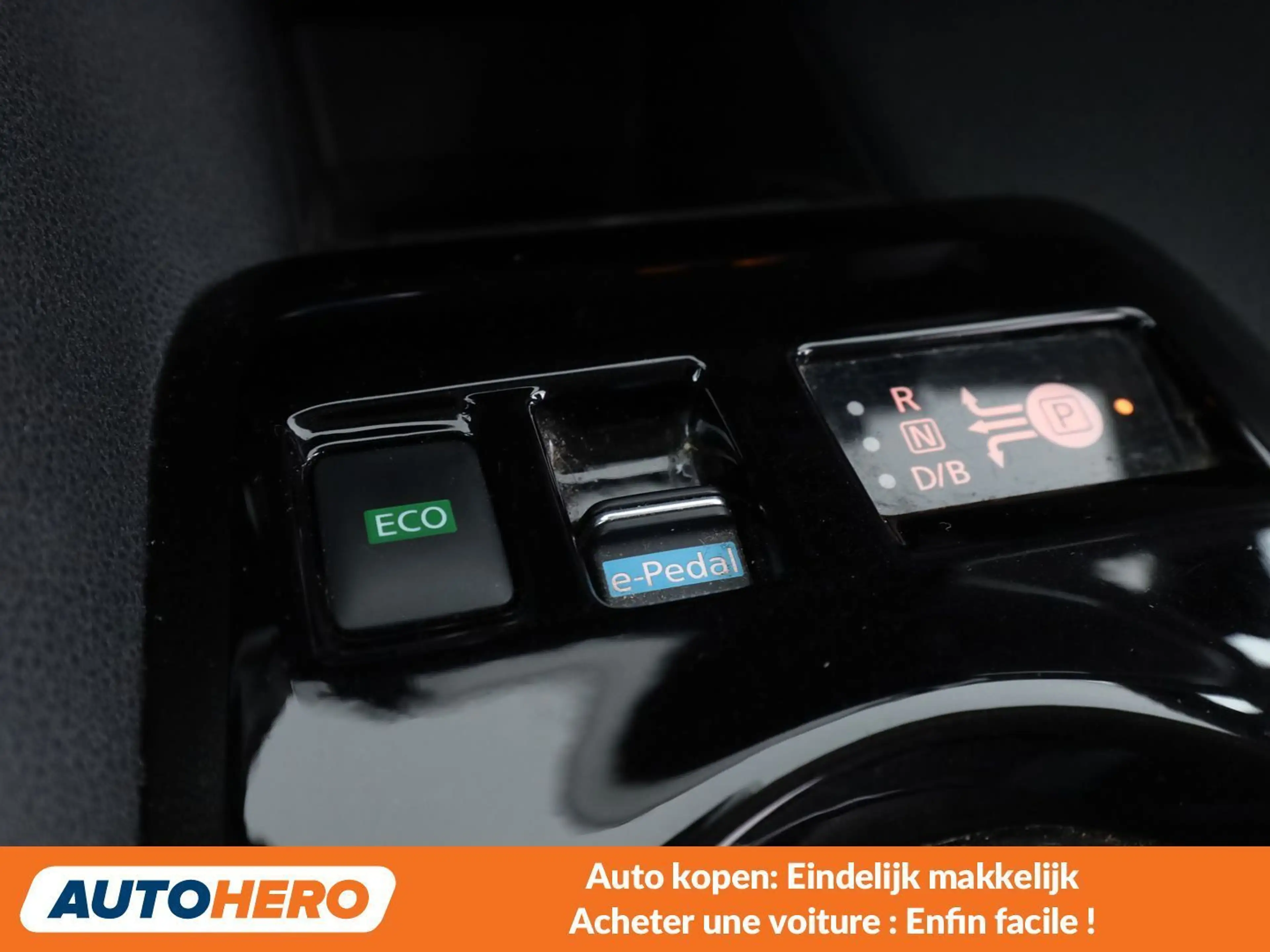 Nissan Leaf electric drive 110 kW Tekna — photo 13