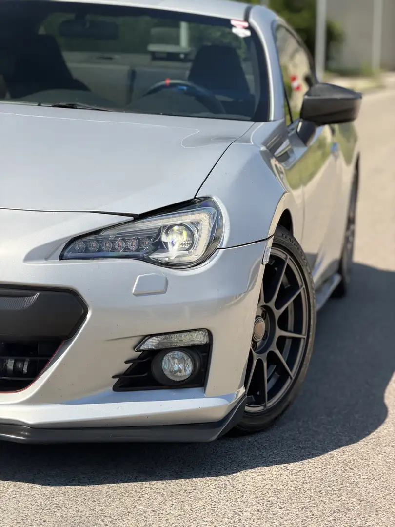 Subaru BRZ 2,0 Turbo - 2