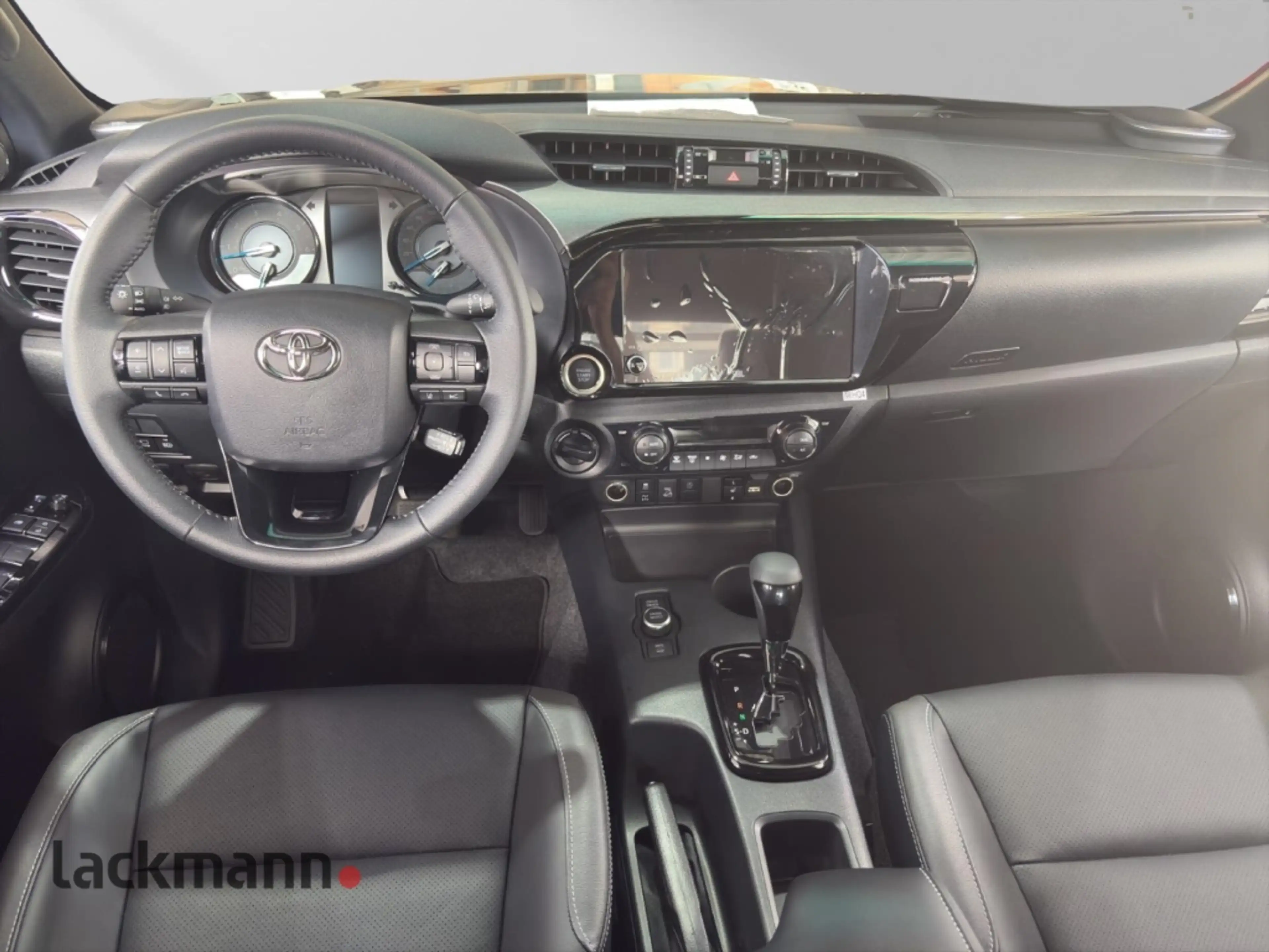 Toyota Hilux 2.8 D-4D 4X4 Double Cab Invincible*Navi*JBL — photo 10