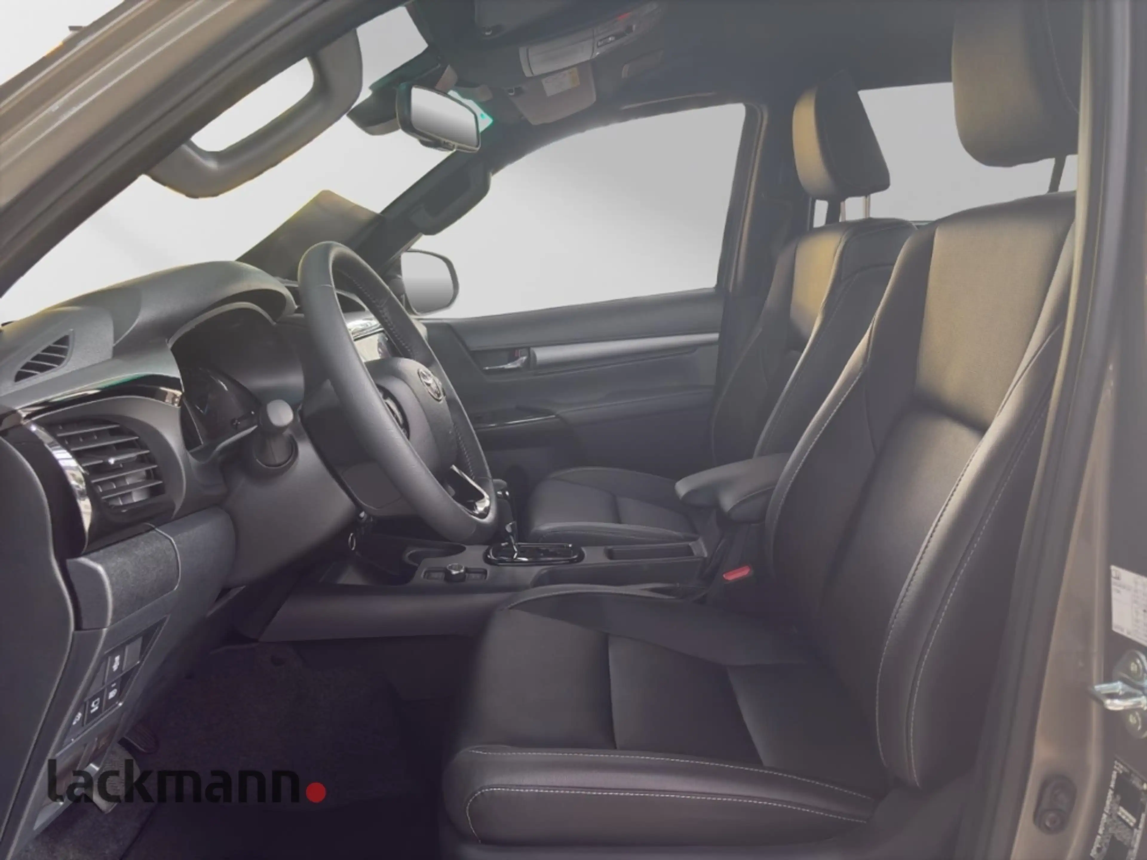 Toyota Hilux 2.8 D-4D 4X4 Double Cab Invincible*Navi*JBL — photo 8