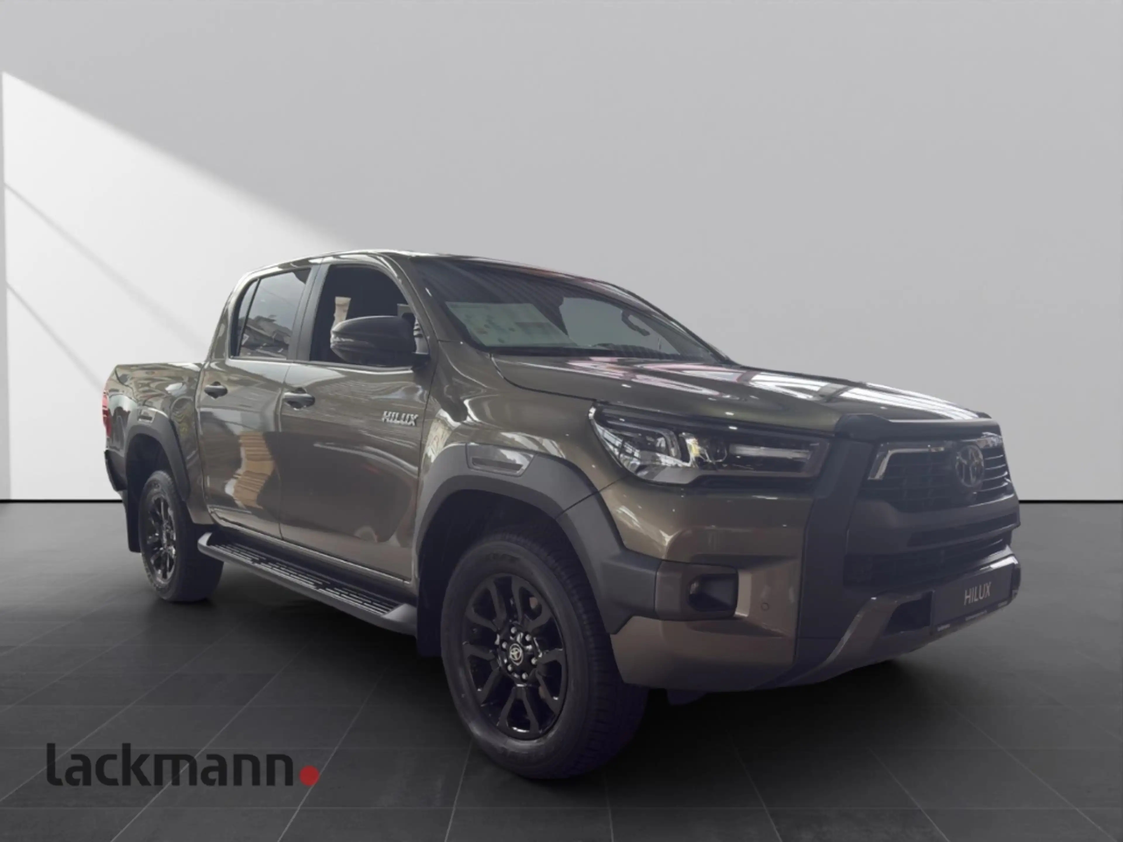 Toyota Hilux 2.8 D-4D 4X4 Double Cab Invincible*Navi*JBL — photo 3
