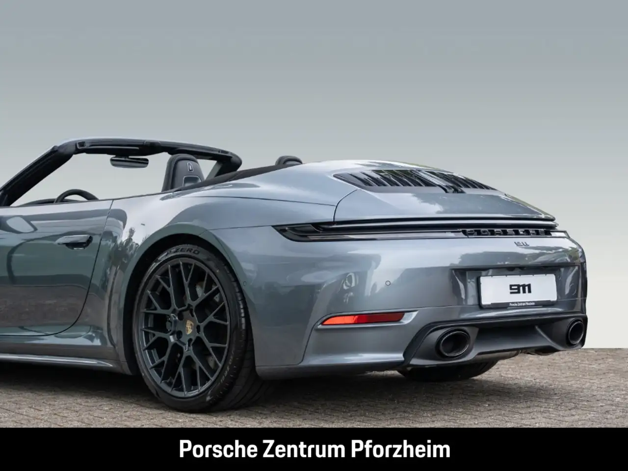 Porsche 992 911 Carrera S Cabriolet Sportabgasanlage LED 10