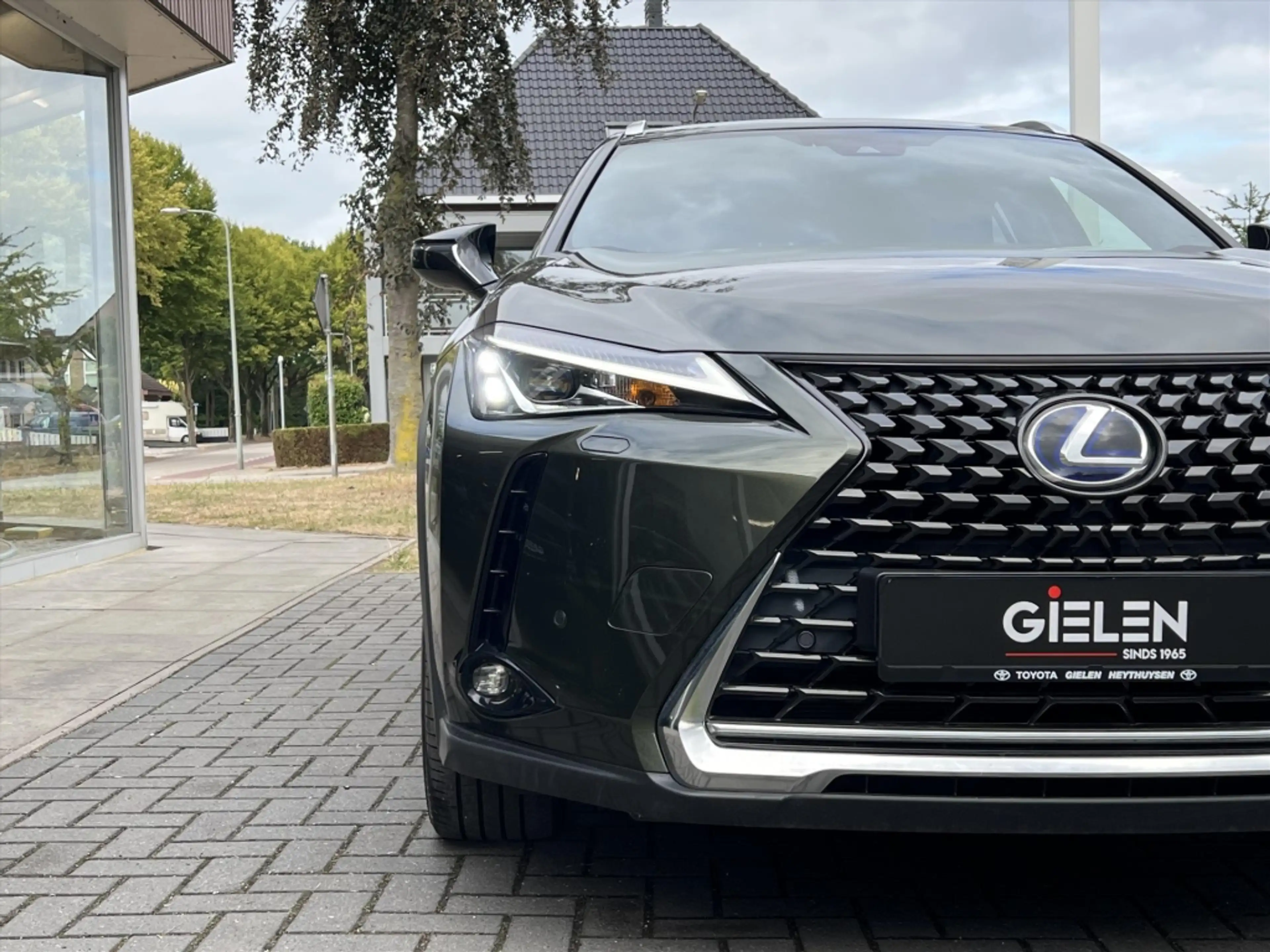 Lexus UX 250h Preference Line | Trekhaak, Dodehoekherkenning, 18 — photo 9