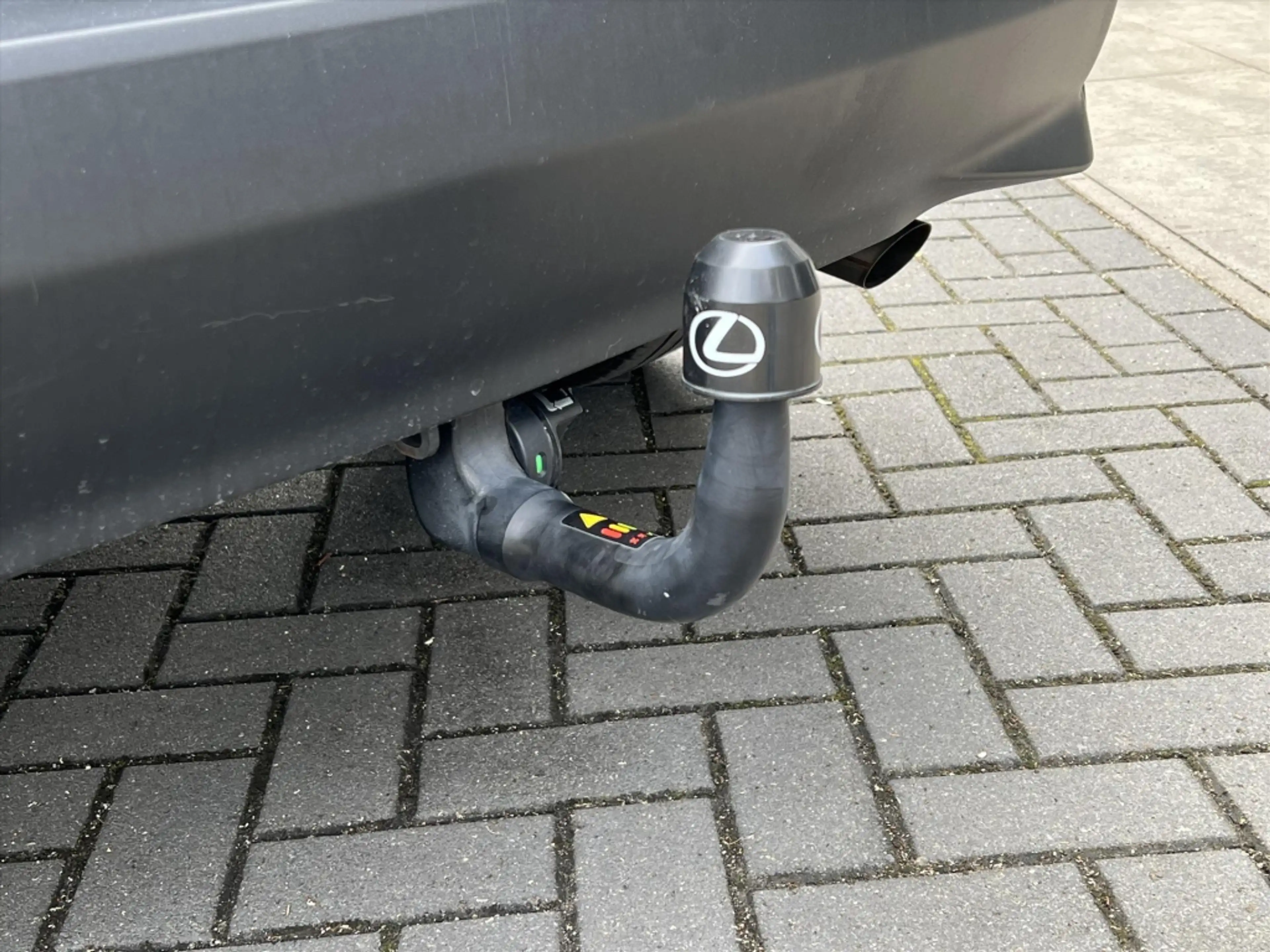 Lexus UX 250h Preference Line | Trekhaak, Dodehoekherkenning, 18 — photo 2