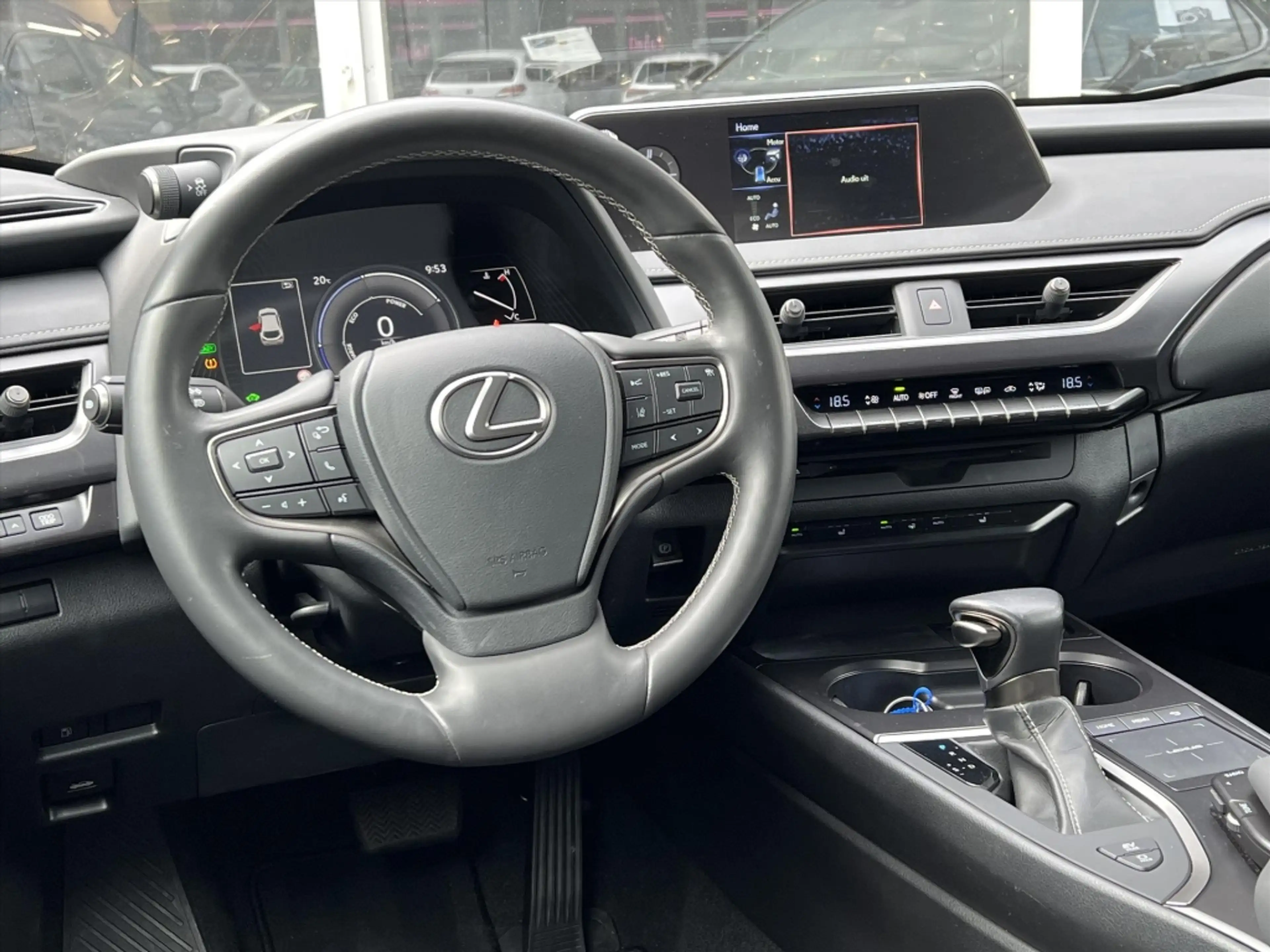 Lexus UX 250h Preference Line | Trekhaak, Dodehoekherkenning, 18 — photo 14