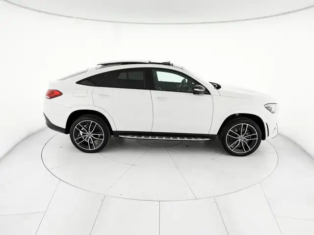 Mercedes-Benz Gle view 5