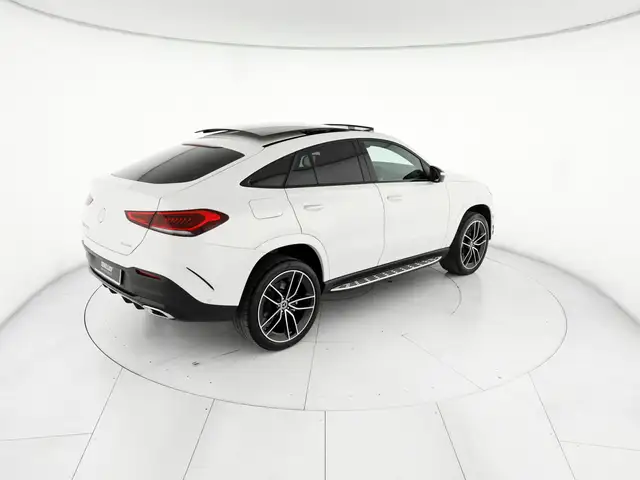 Mercedes-Benz Gle view 4