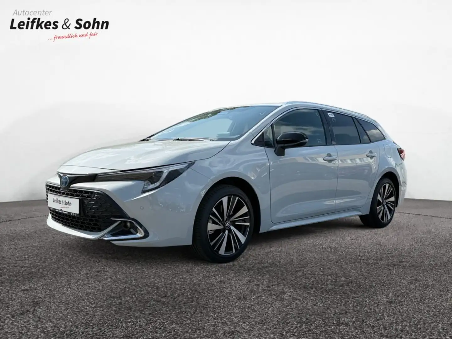 Toyota Corolla 2.0 Hybrid Touring Sports Teamplayer Grau - 1