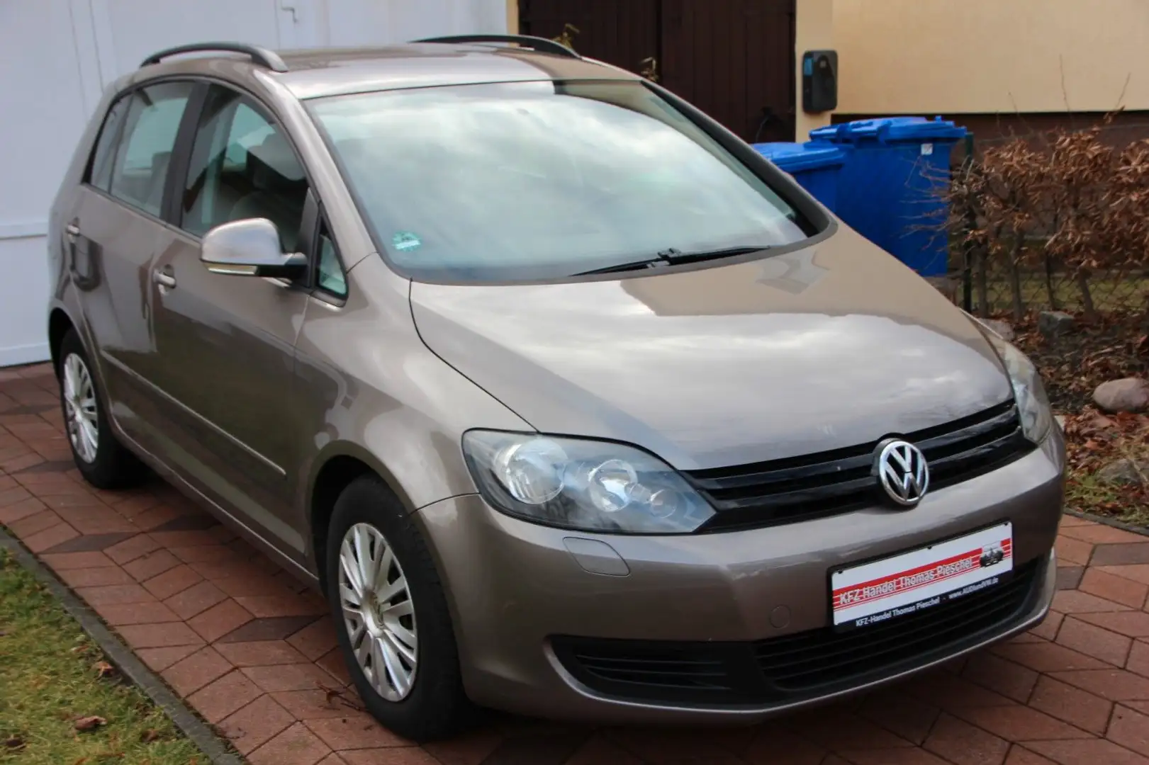 Volkswagen Golf Plus VI 1.6 TDI,AHK,ALLWETTER,KLIMA,MET. Brązowy - 1