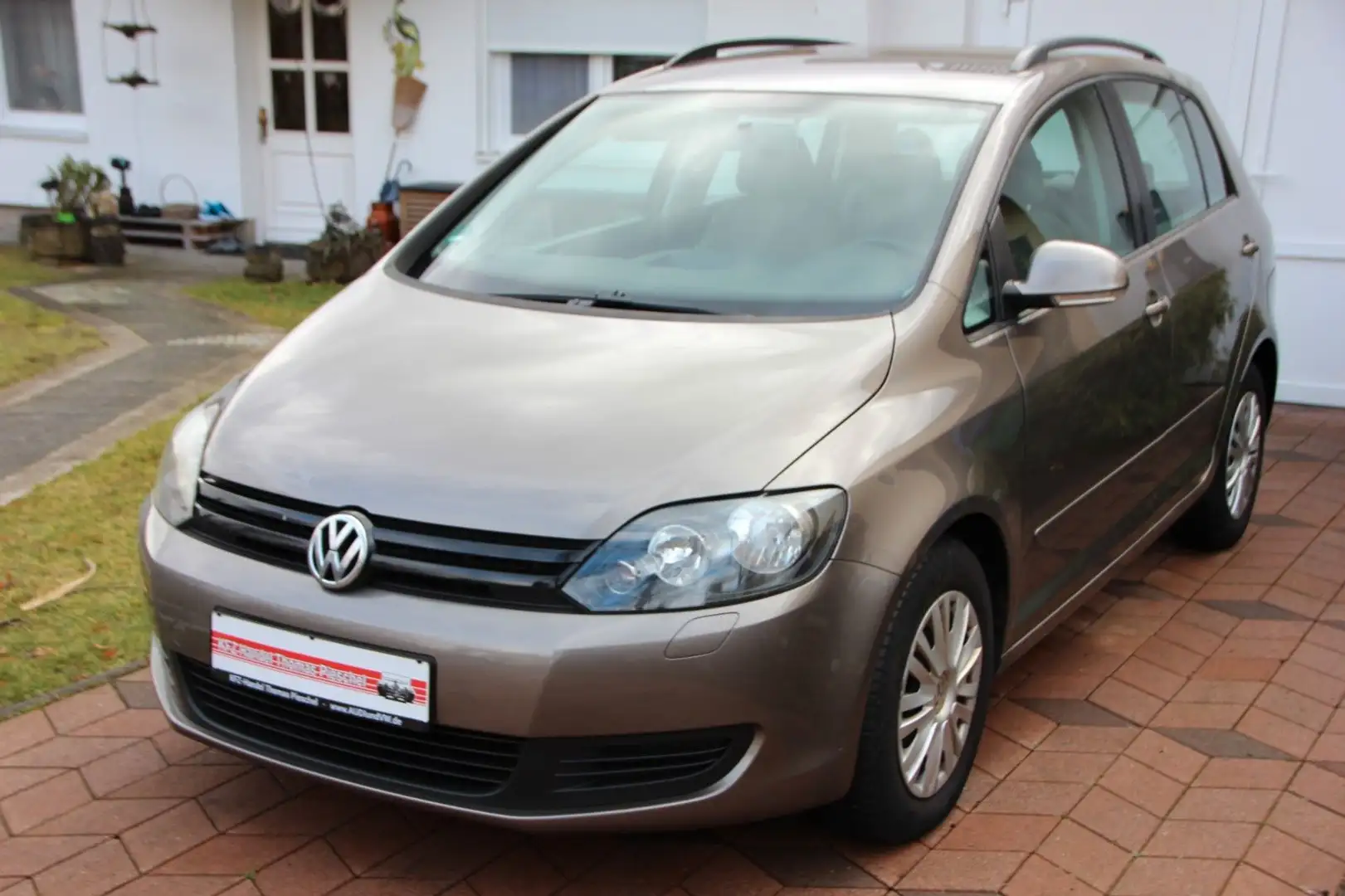 Volkswagen Golf Plus VI 1.6 TDI,AHK,ALLWETTER,KLIMA,MET. Brązowy - 2