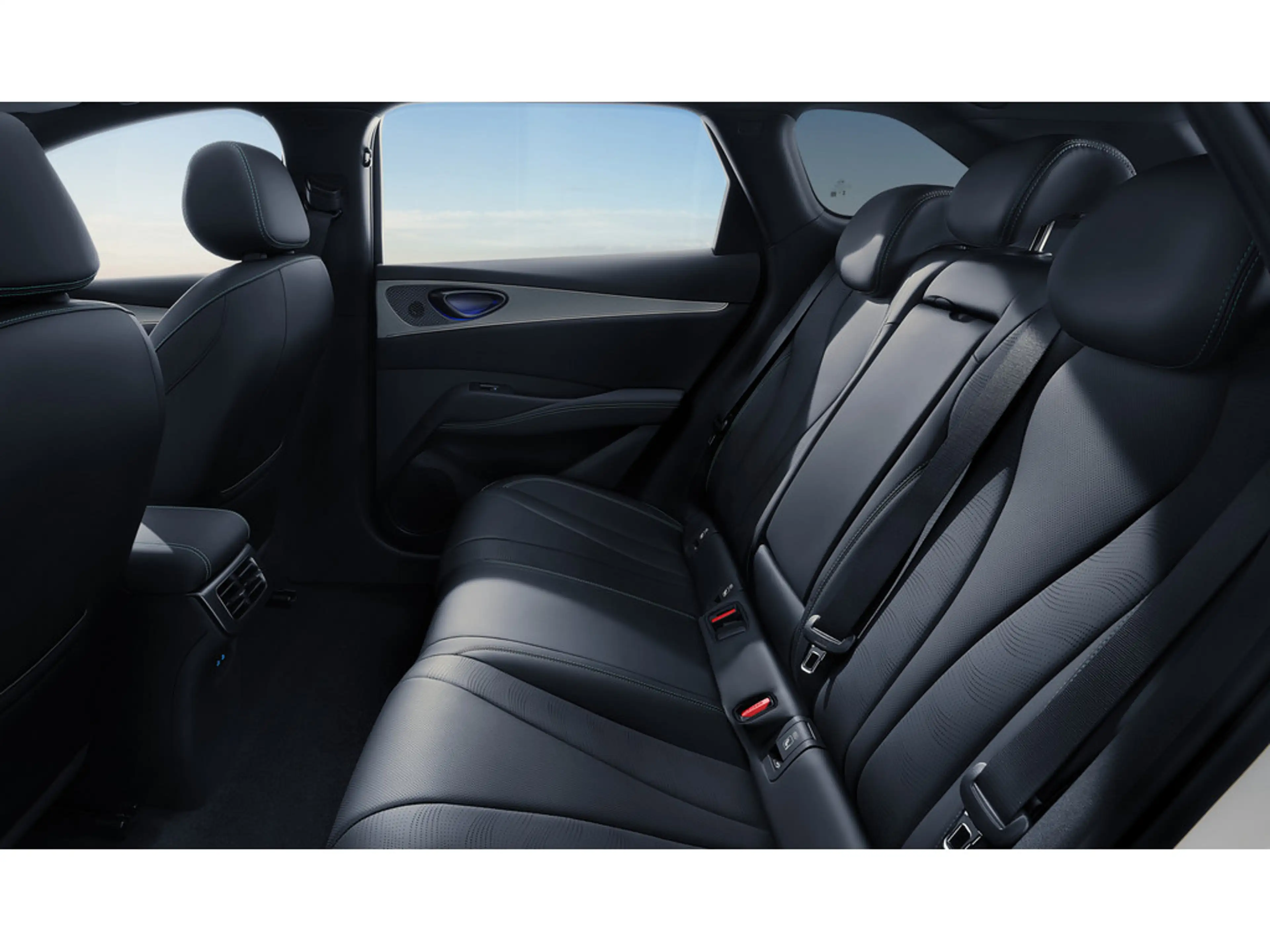 BYD Seal 6 DM-i Touring Boost — photo 7