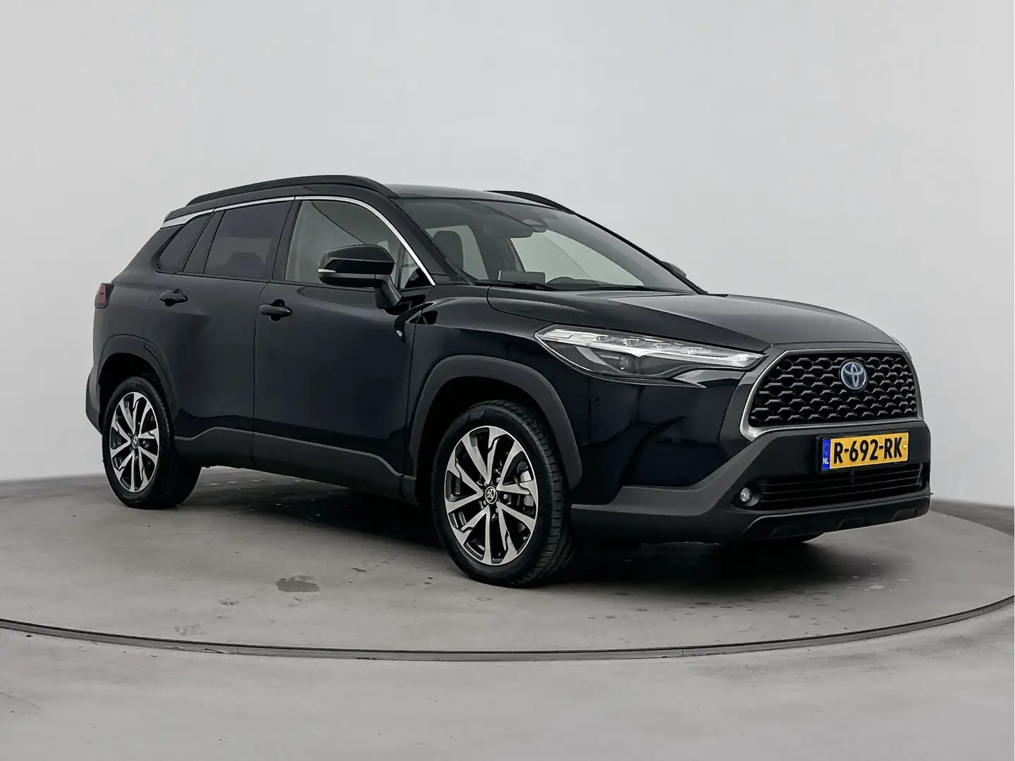 Toyota Corolla Cross 2.0 High Power Hybrid First Edition | Parkeersenso Noir - 2