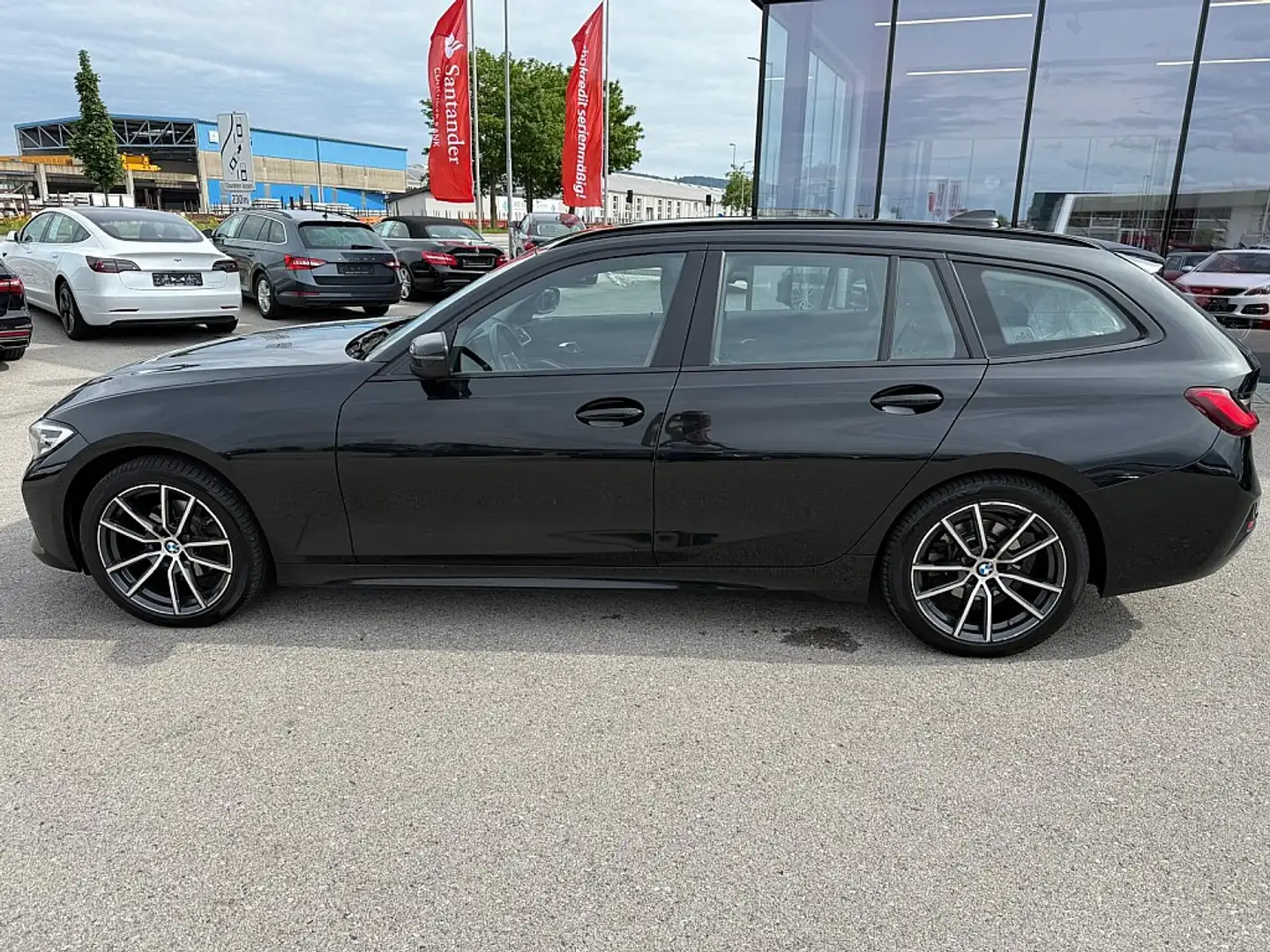 BMW 320 d Touring Aut. Schwarz - 2