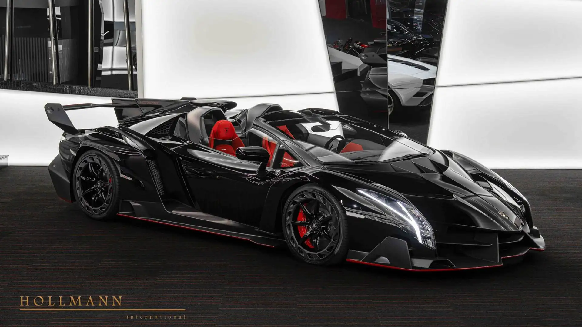 Lamborghini Veneno Roadster Schwarz - 1