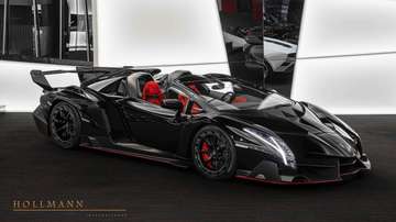 Veneno Roadster