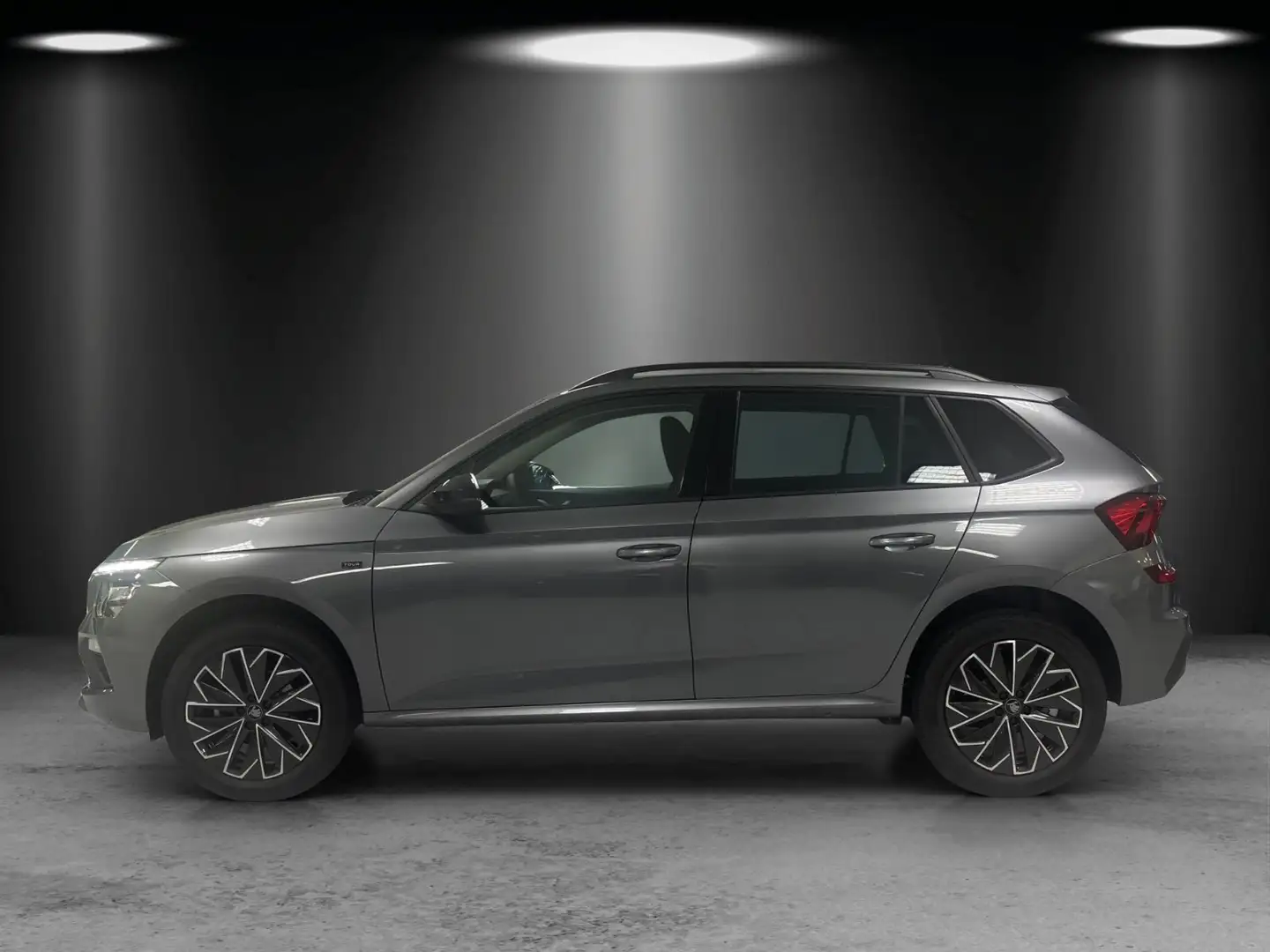 Skoda Kamiq Tour 1,0 TSI 85 kW DSG Grau - 2