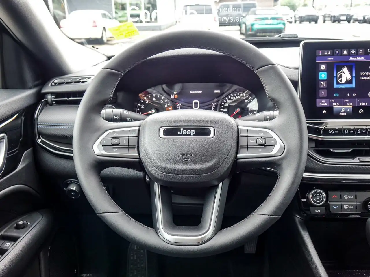 Jeep Compass photo Jeep Compass