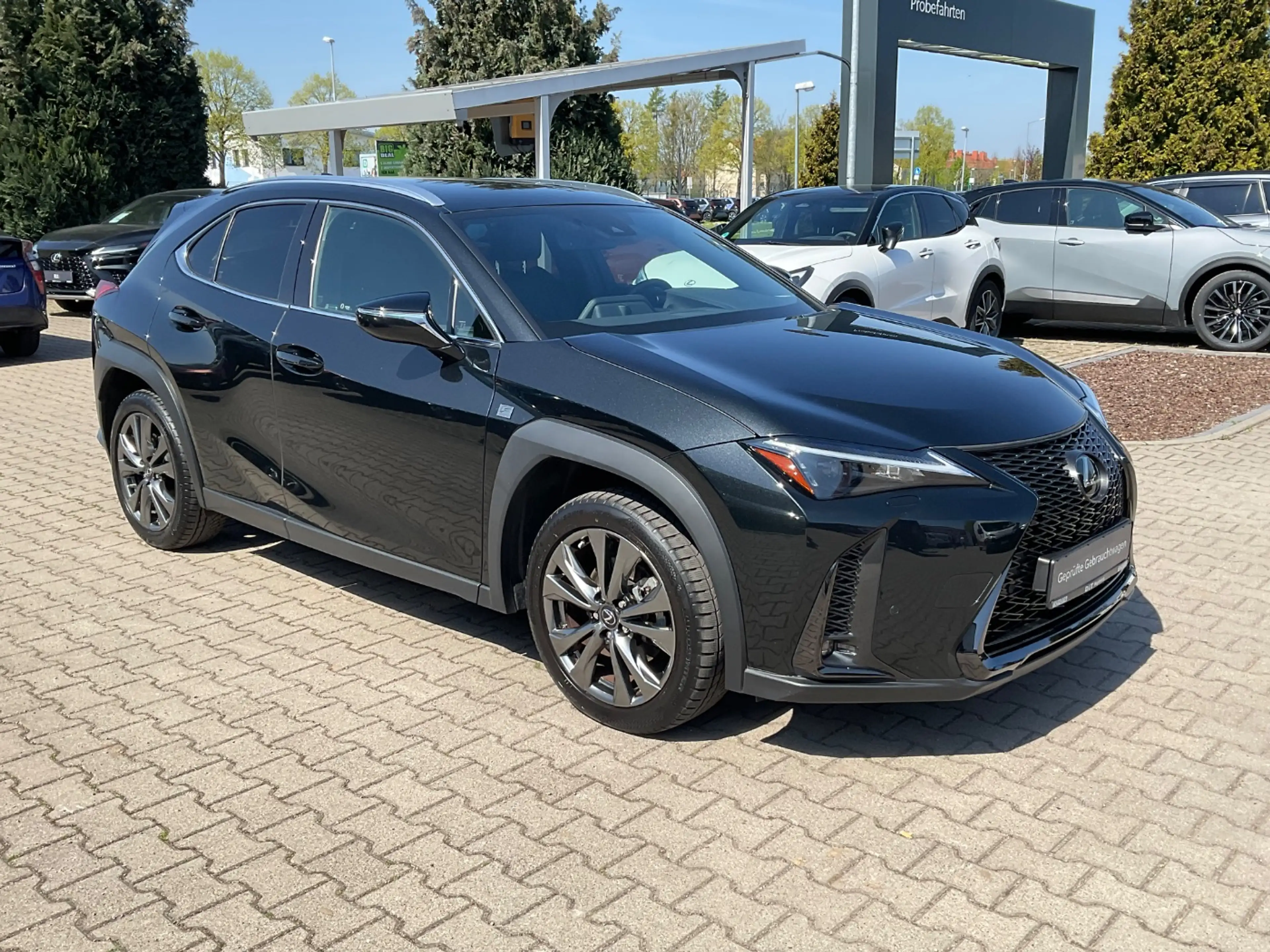 Lexus UX 250h UX 250 h F Sport Design ACC+LED+SHZ+2xKlima+Kam. — photo 8