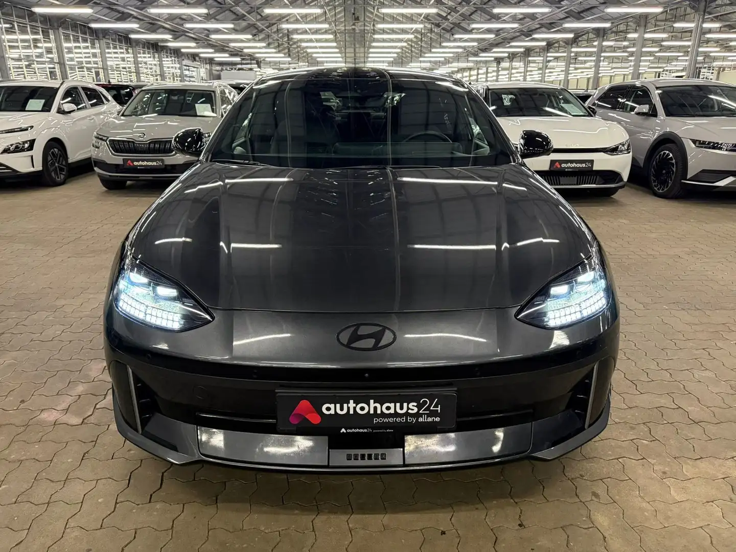 Hyundai IONIQ 6 First Edition 4WD 77,4 kWh|360°|BOSE Grau - 2