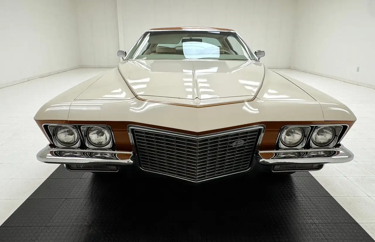 Buick Riviera Hardtop, foto 8