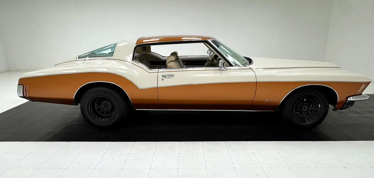 Buick Riviera Hardtop, foto 6