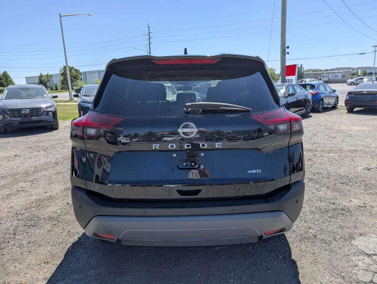 Nissan Rogue снимка Nissan Rogue