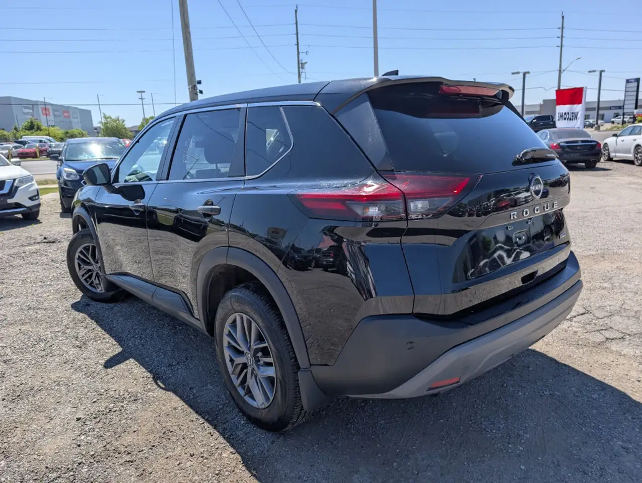 Nissan Rogue снимка Nissan Rogue