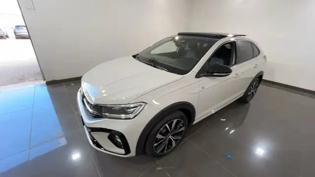 Volkswagen Taigo view 2