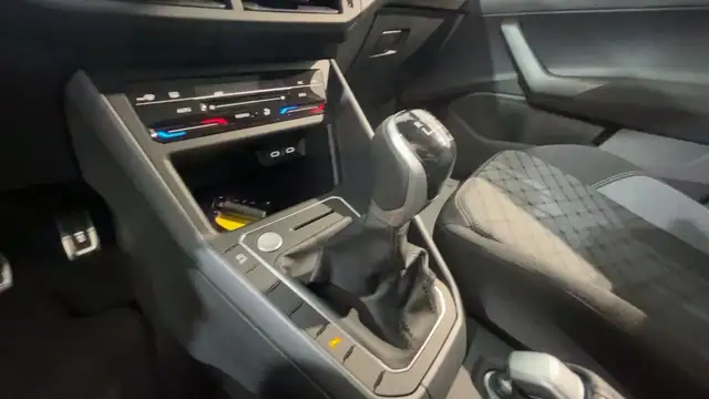 Volkswagen Taigo view 17