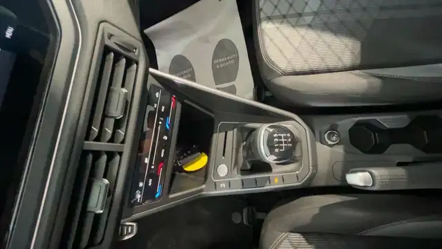 Volkswagen Taigo view 18