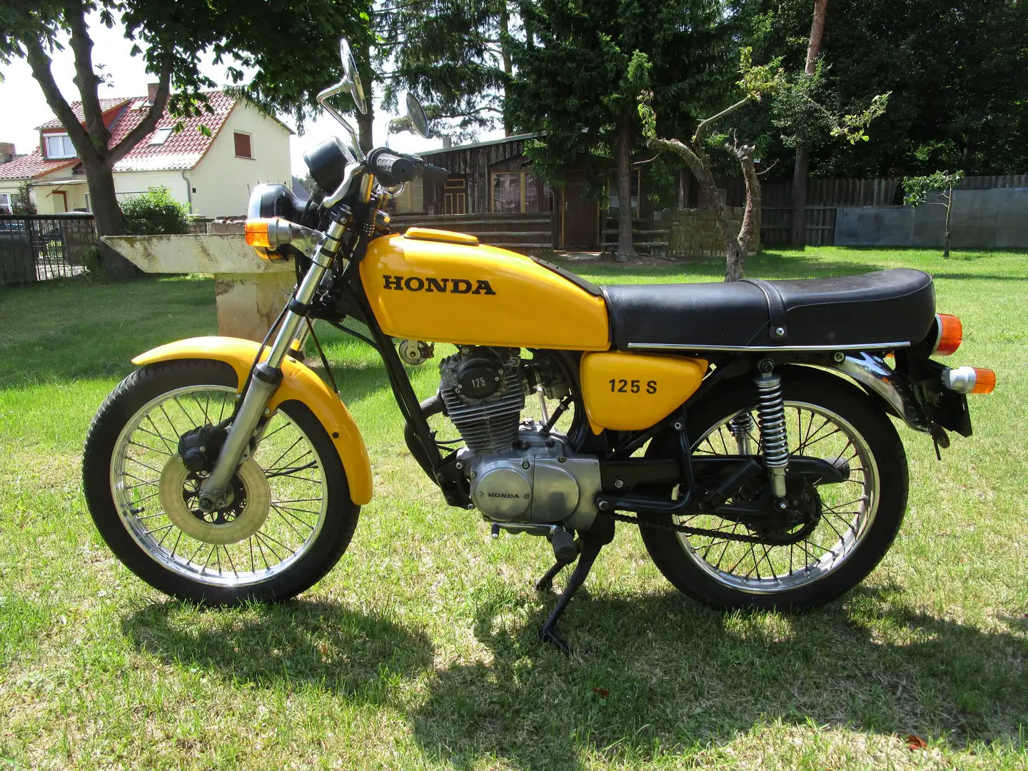Honda CB 125 CB 125 J Jaune - 1