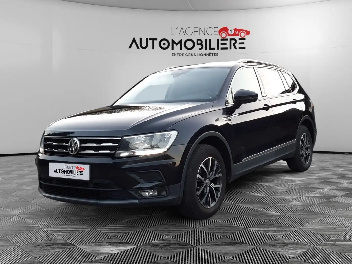 Volkswagen Tiguan Allspace 1.5 TSI ACT Comfortline/ Garantie 12 Mois Noir - 1