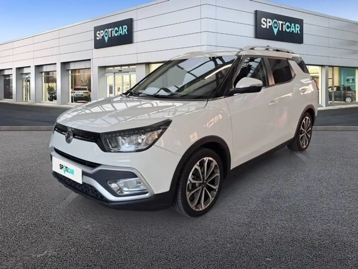 SsangYong XLV G16 Line Blanco - 1