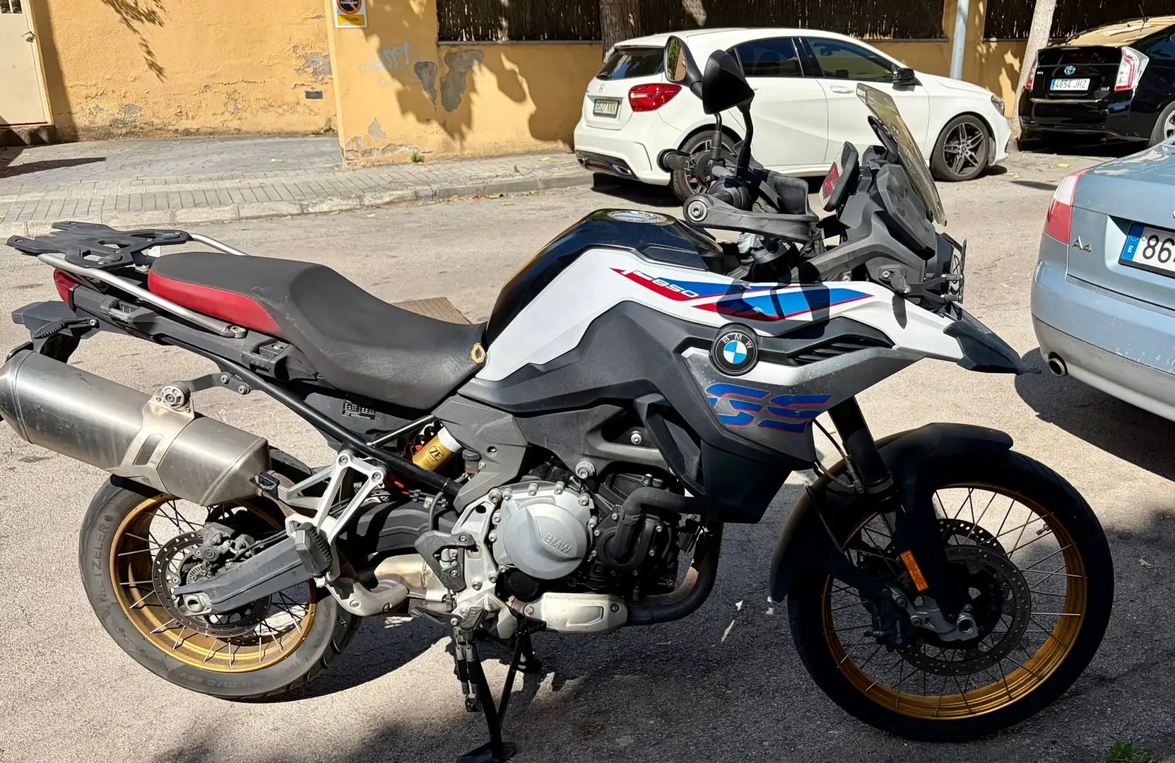 BMW F 850 GS Muy equipada. 3 Packs. 3 Maletas. - 1