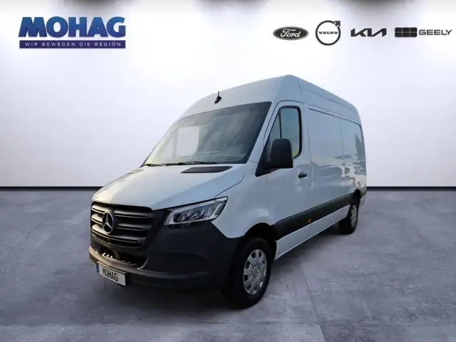 Mercedes-Benz Sprinter 317 CDI L2 MBUX 360Grad StandHz AHK LED