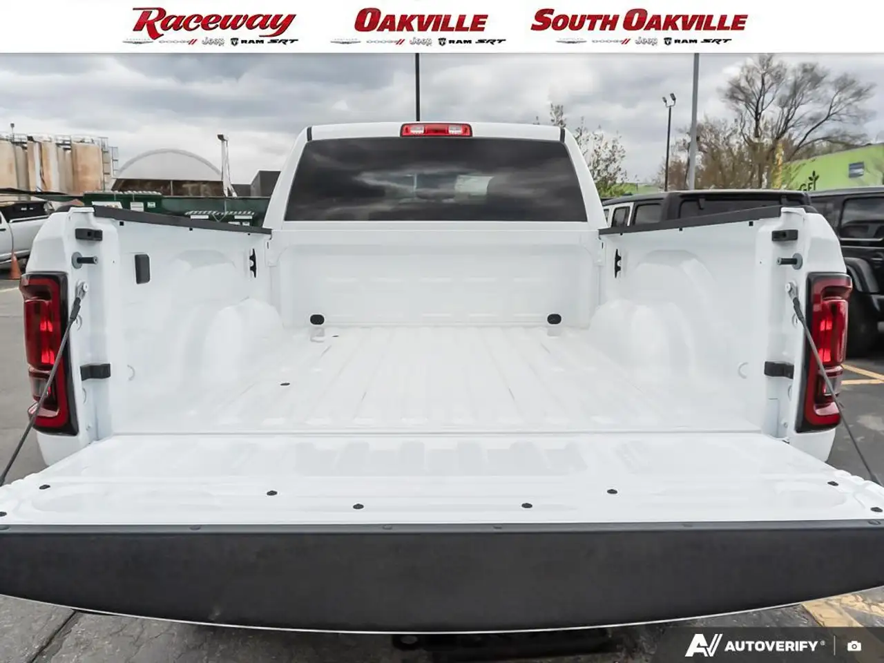 RAM 2500 снимка RAM 2500