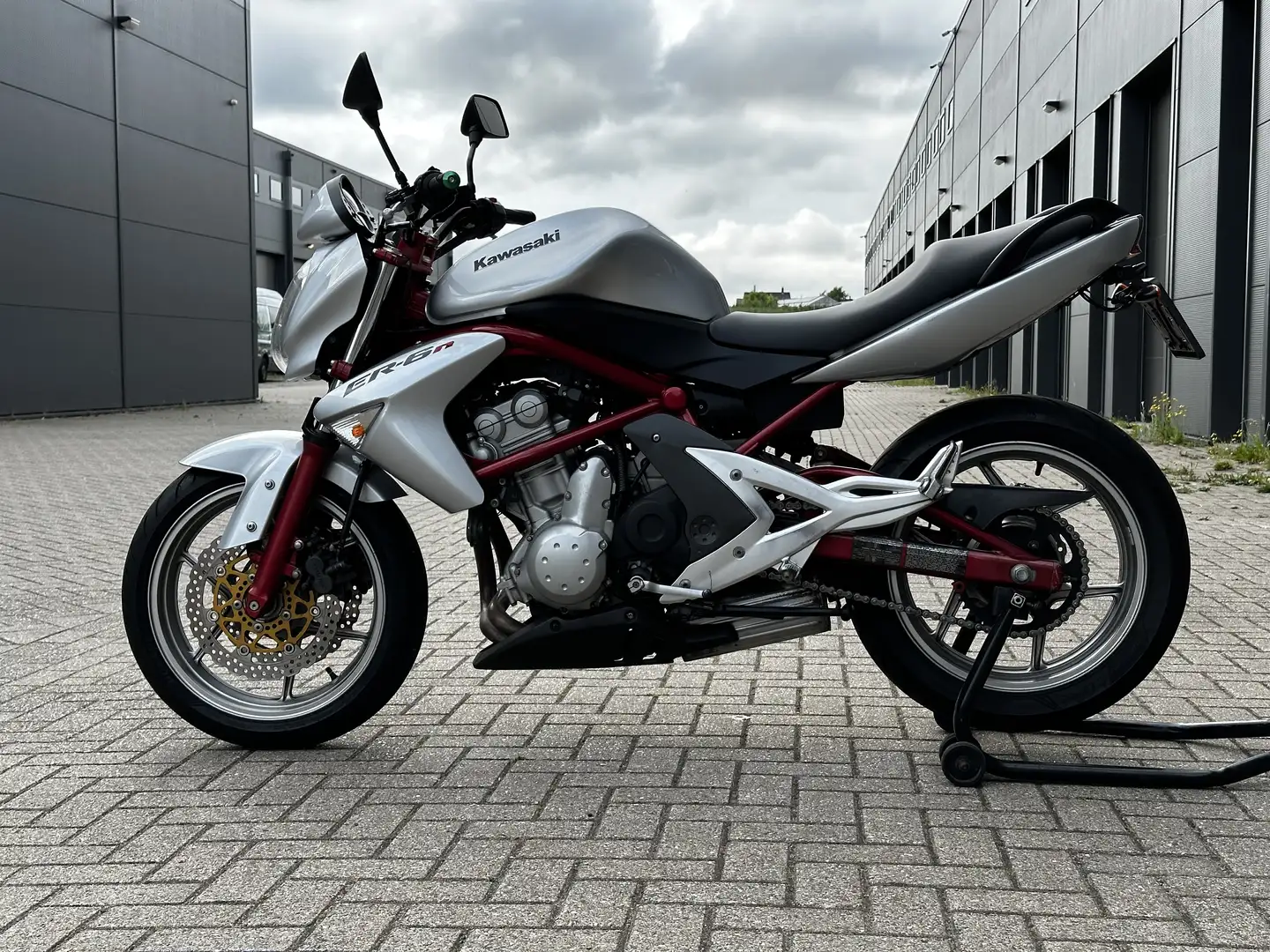 Kawasaki ER - 6 N - 2