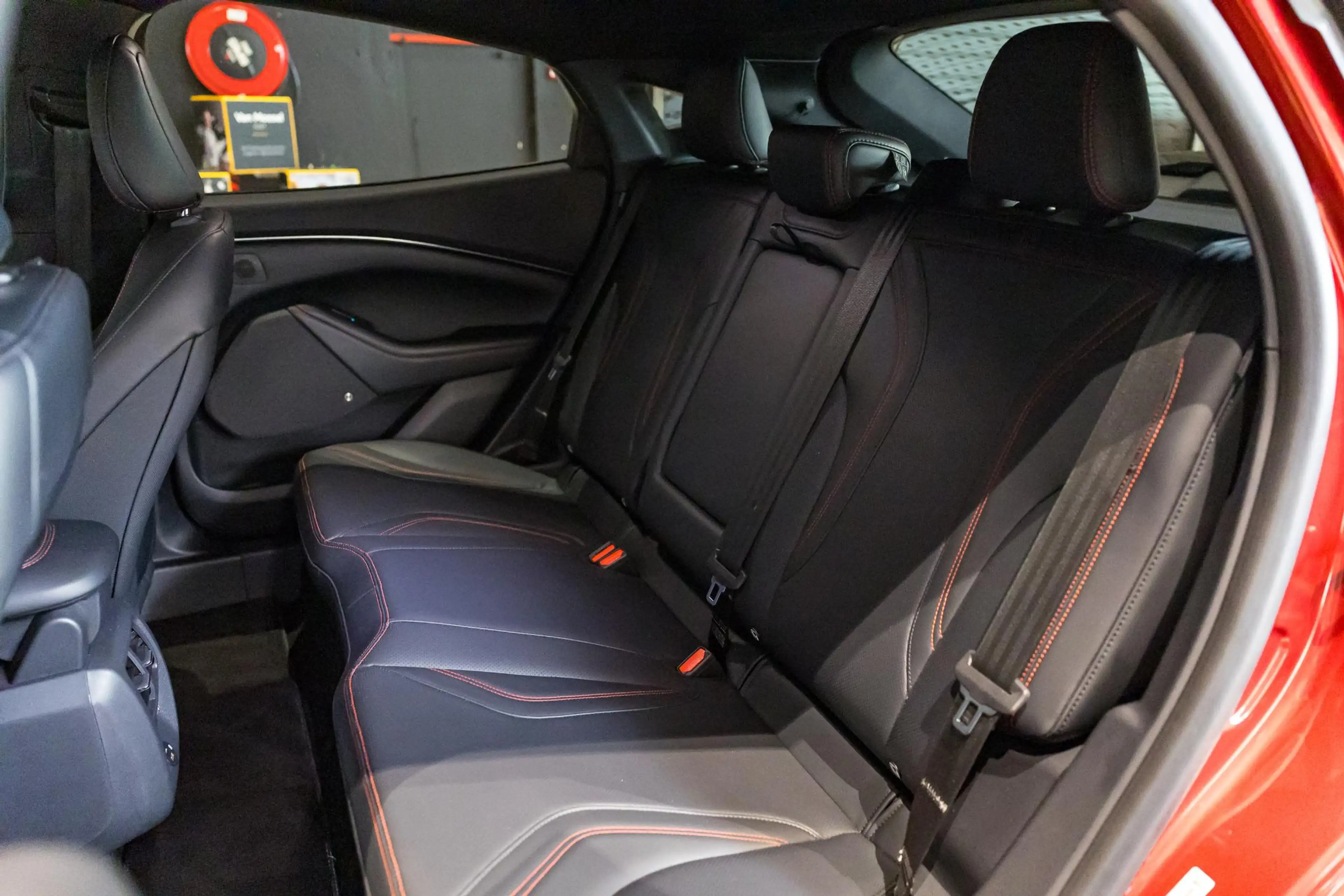 Ford Mustang Mach-E 76kWh 198kW Standard Range AWD SOH 95% — photo 14