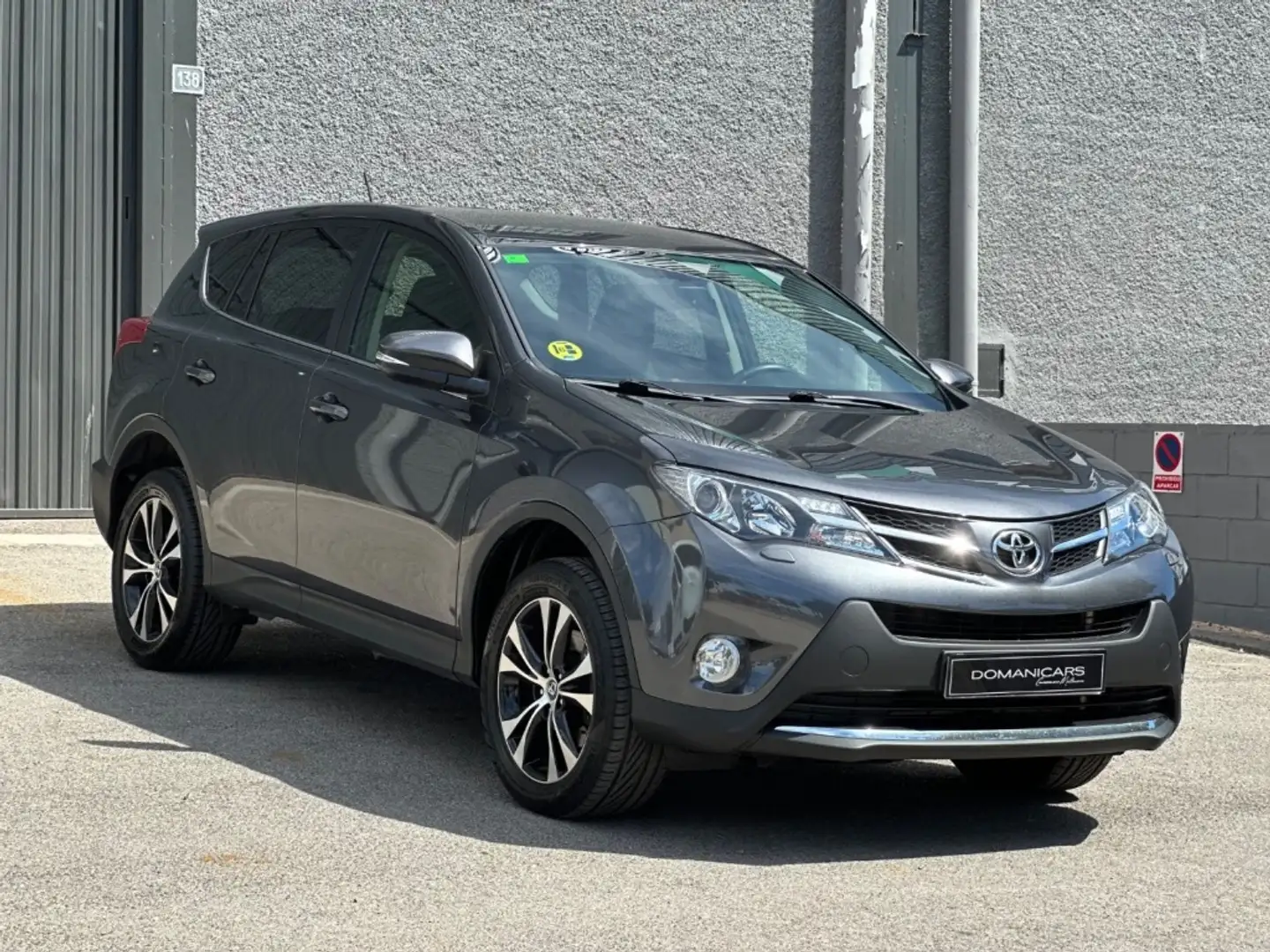 Toyota RAV 4 120D Advance 4x2 Gris - 2