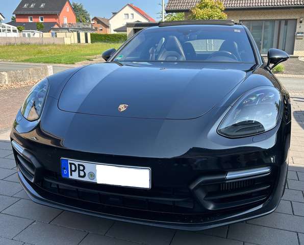 Imagine Porsche Panamera Panamera GTS