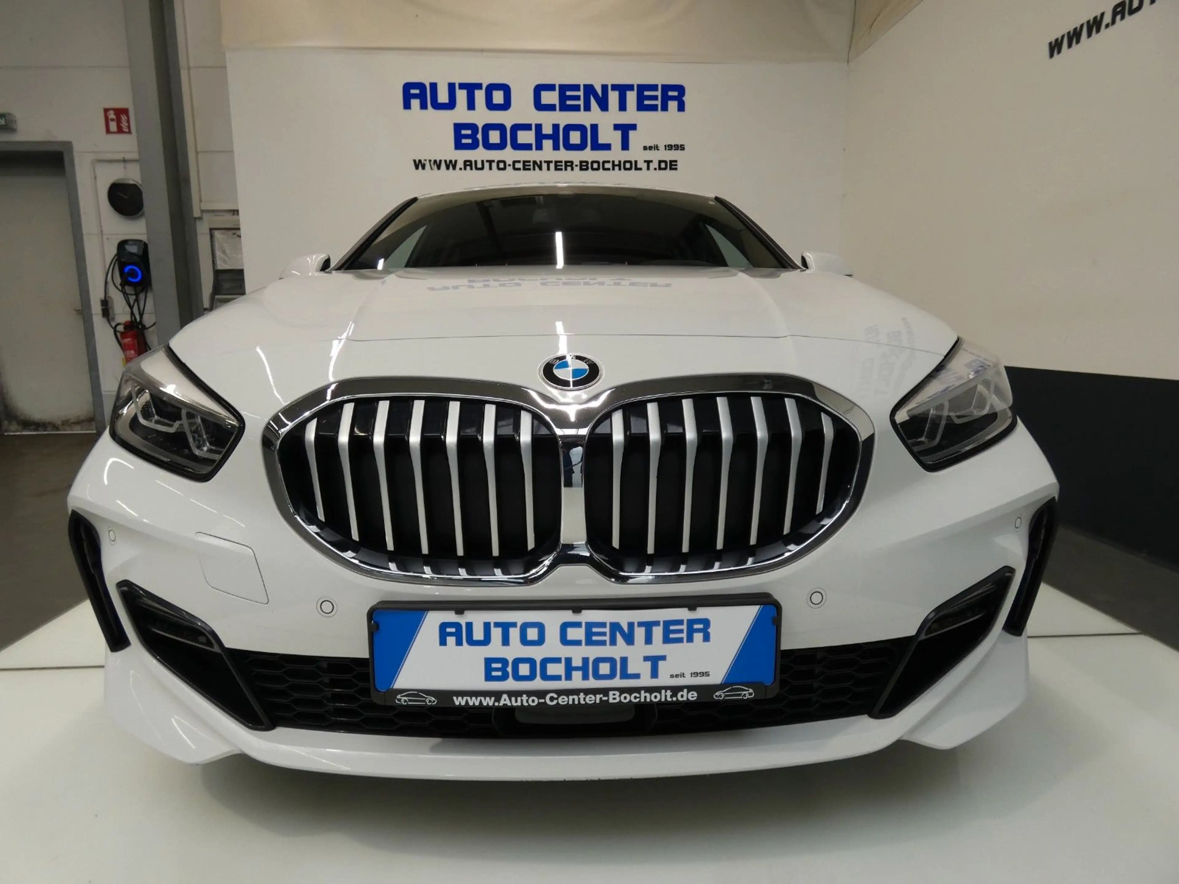 BMW 118 i M Sport*Navi*Leder*Kamera*CarPlay