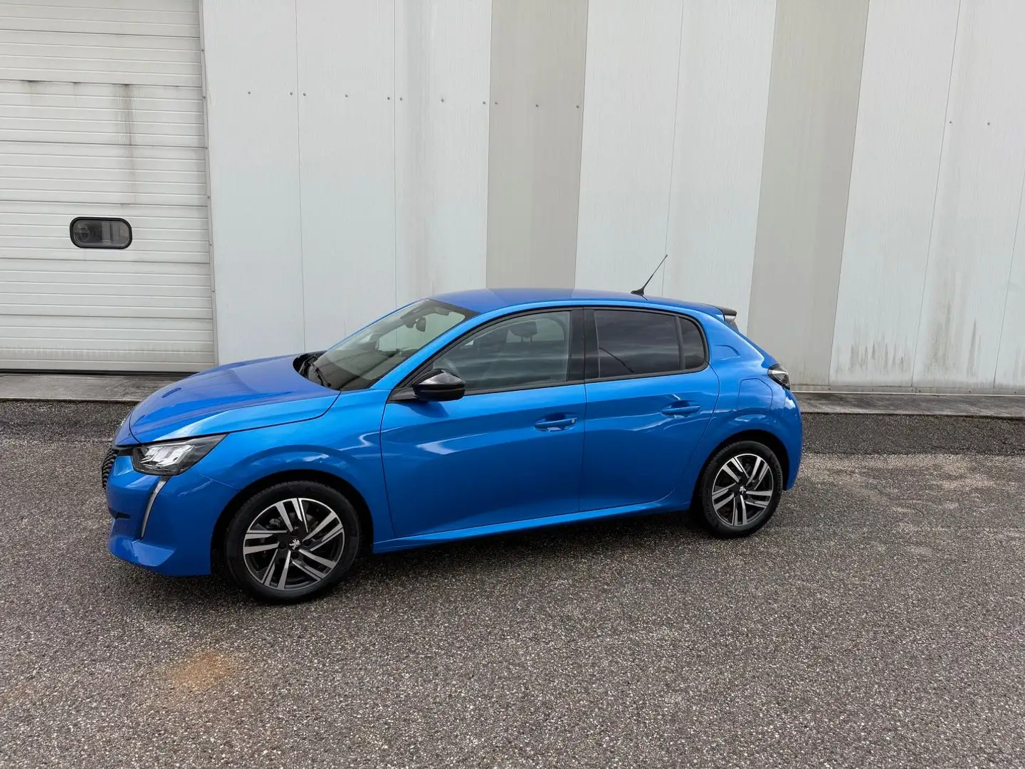 Peugeot 208 1.2 puretech 75 Allure Pack Blauw - 2