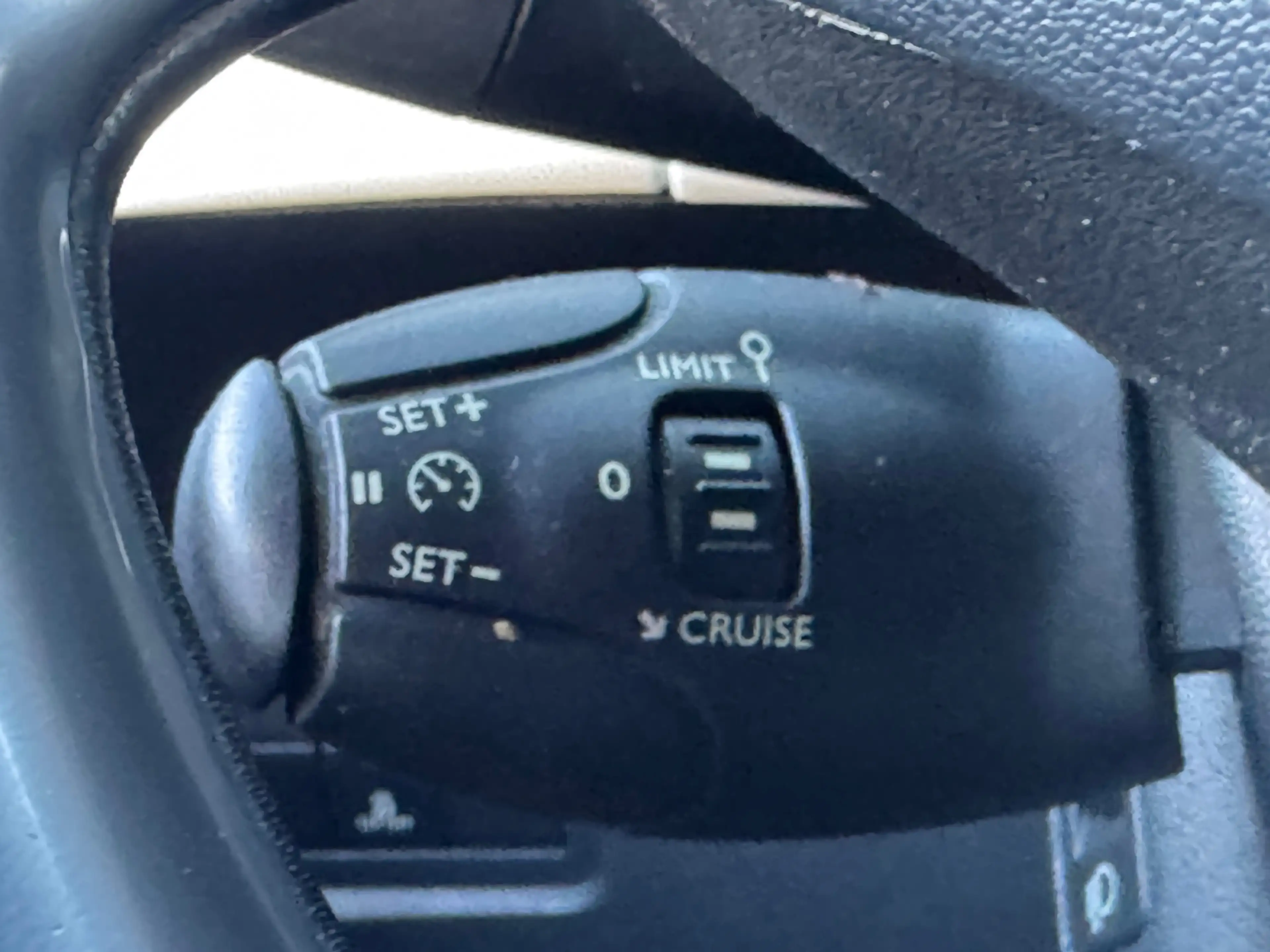 Citroen DS3 1.6 So Chic CRUISE CLIMAT PDC NW APK — photo 11