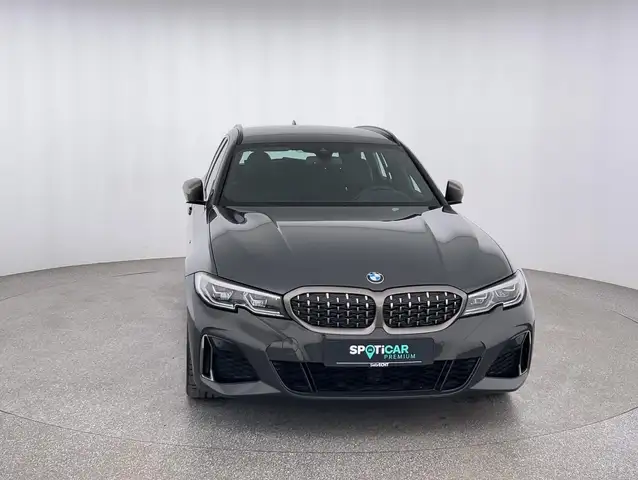 BMW 3 Series view 2