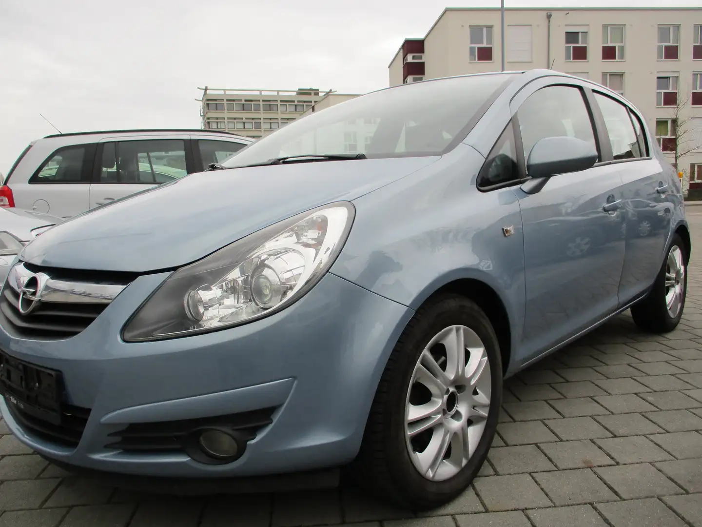 Opel Corsa Innovation Bleu - 2
