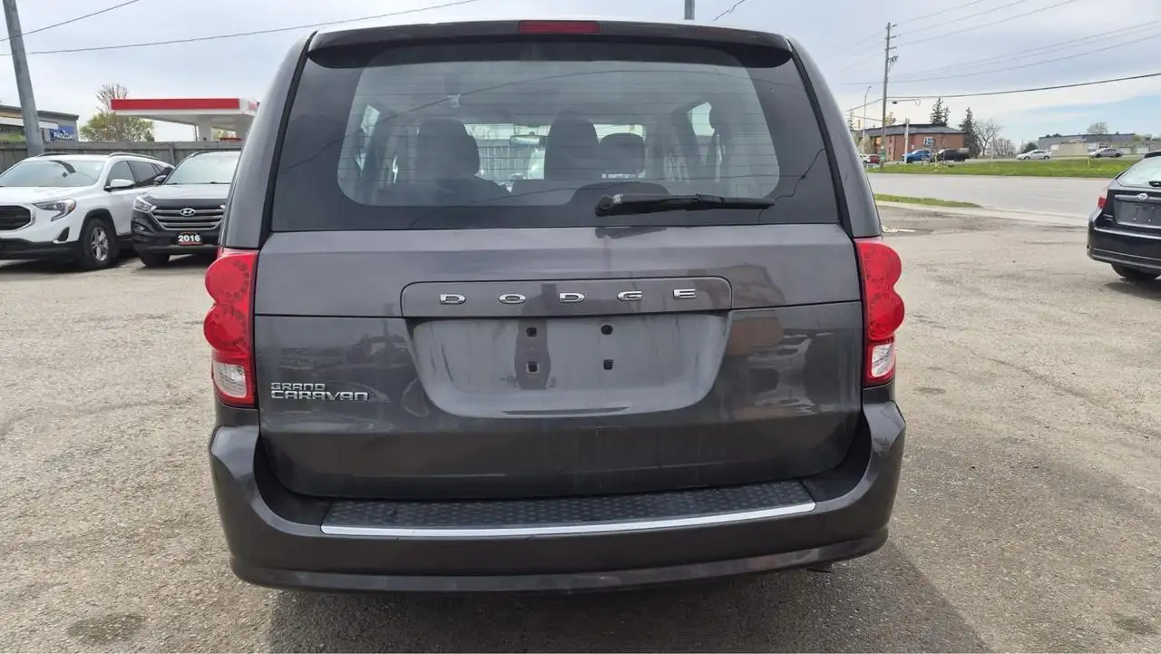 Dodge Grand Caravan снимка Dodge Grand Caravan